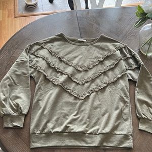 Sz small olive green relaxed fit cute long sleeve top from Ranch Dressn
